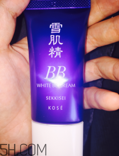 雪肌精美白BB霜含酒精嗎？敏感皮能用嗎？