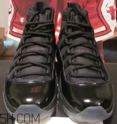 air jordan 11 blackout發(fā)售時間_多少錢？