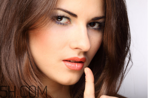 只涂了隔離霜需要卸妝嗎？化妝棉可以卸妝嗎？