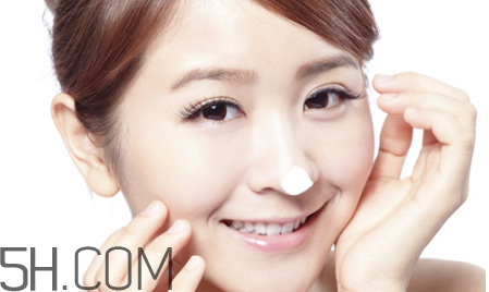 敏感肌膚用什么卸妝產(chǎn)品？臉上有紅血絲用什么卸妝？