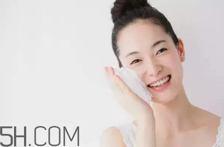 敏感肌膚用什么卸妝產(chǎn)品？臉上有紅血絲用什么卸妝？