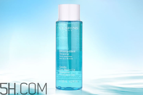 卸妝水和洗面奶的區(qū)別 用完卸妝水后怎么用洗面奶 卸妝水和洗面奶的區(qū)別 用完卸妝水后怎么用洗面奶