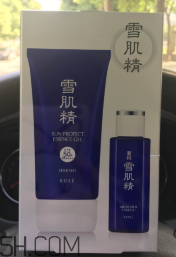 雪肌精防曬啫喱是化學防曬嗎？有刺激嗎？