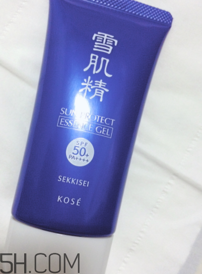 雪肌精防曬啫喱是化學防曬嗎？有刺激嗎？