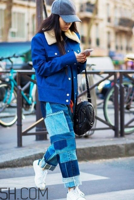 羊羔絨牛仔外套怎么搭配？羊羔絨牛仔外套搭配女