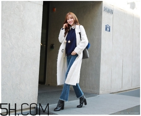 最有氣質的白色大衣搭配圖片 最有氣質的白色大衣搭配圖片
