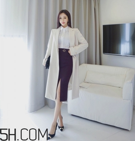 最有氣質的白色大衣搭配圖片 最有氣質的白色大衣搭配圖片