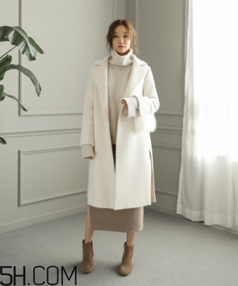 最有氣質的白色大衣搭配圖片 最有氣質的白色大衣搭配圖片