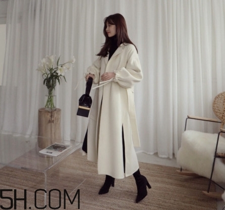 最有氣質的白色大衣搭配圖片 最有氣質的白色大衣搭配圖片
