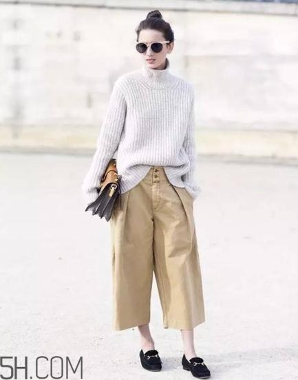 闊腿褲配平底鞋好看嗎？闊腿褲配什么平底鞋？