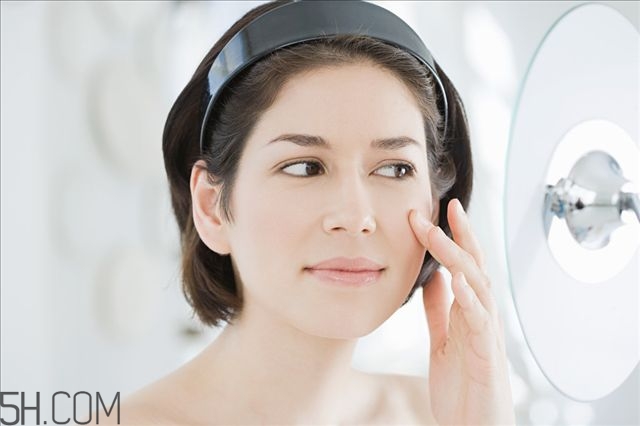 臉部角質(zhì)層變厚是什么原因 去角質(zhì)常見(jiàn)問(wèn)題解答 臉部角質(zhì)層變厚是什么原因 去角質(zhì)常見(jiàn)問(wèn)題解答