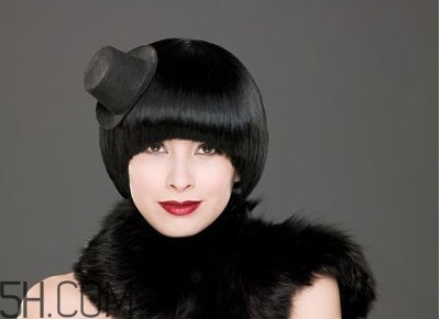 遮瑕膏可以涂嘴唇嗎 遮瑕膏的作用 遮瑕膏可以涂嘴唇嗎 遮瑕膏的作用