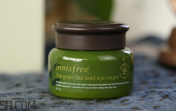 悅詩風(fēng)吟哪個(gè)系列適合干性肌膚？冬天用乳液還是霜？