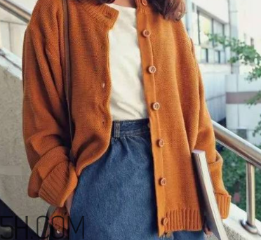 橘色衣服怎么搭配？橘色衣服搭配指南