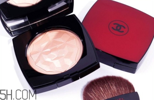 香奈兒獅子高光多少錢？香奈兒浮雕獅子高光色號(hào)試色