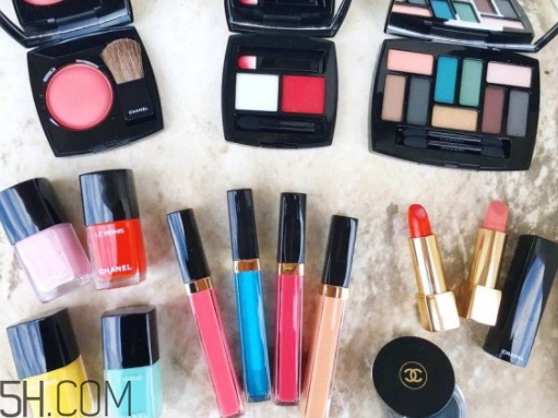 香奈兒獅子高光多少錢？香奈兒浮雕獅子高光色號(hào)試色