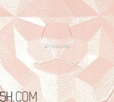 香奈兒獅子高光多少錢？香奈兒浮雕獅子高光色號(hào)試色