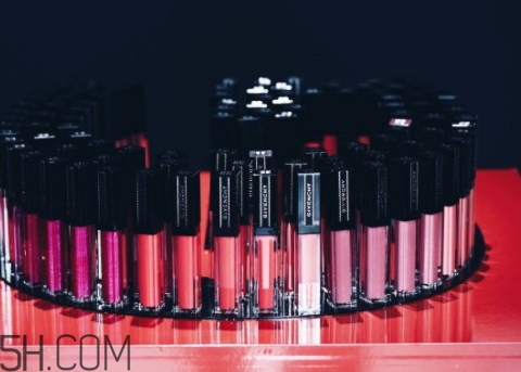 紀(jì)梵希禁忌之吻唇彩多少錢？紀(jì)梵希禁忌之吻唇釉色號