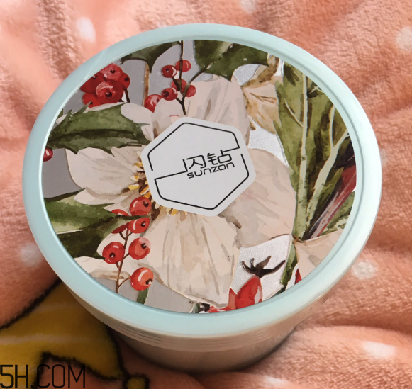 閃鉆植物燙染修復(fù)發(fā)膜好用嗎？閃鉆植物燙染修復(fù)發(fā)膜使用心得