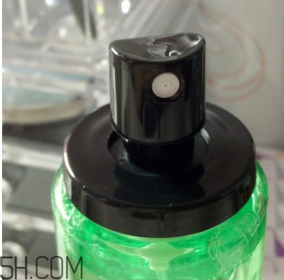 植美村卸妝噴霧乳化效果好嗎？能卸眼妝嗎？