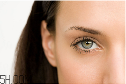 眼霜分幾種？眼霜和眼部精華一樣嗎？