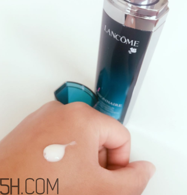 蘭蔻美膚修護(hù)精華乳有刺激嗎？適合敏感肌嗎？