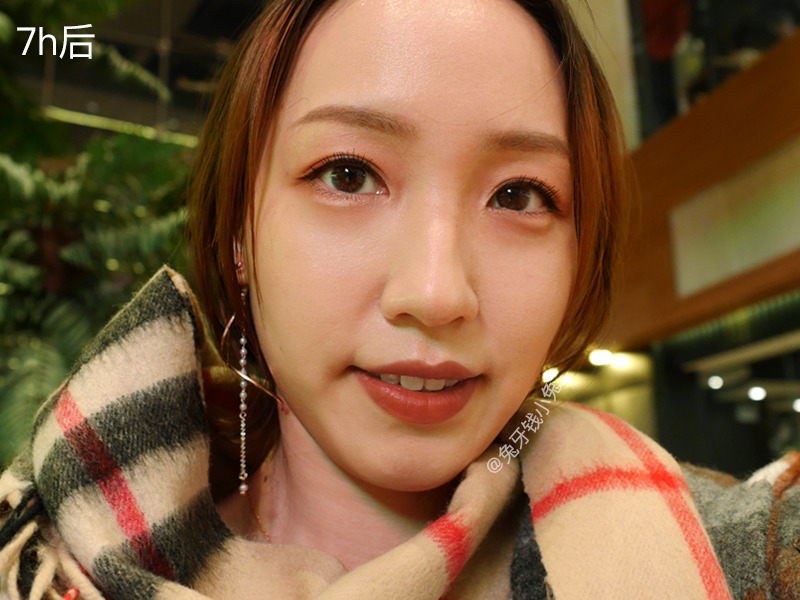 雅詩蘭黛白金粉底液色號試色與評測 雅詩蘭黛白金粉底液色號試色與評測