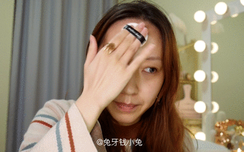 氣墊bb持久度差的原因 可能是你的姿勢不對 氣墊bb持久度差的原因 可能是你的姿勢不對