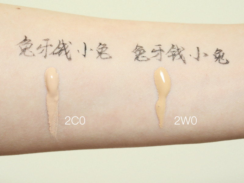 雅詩蘭黛白金粉底液色號試色與評測 雅詩蘭黛白金粉底液色號試色與評測