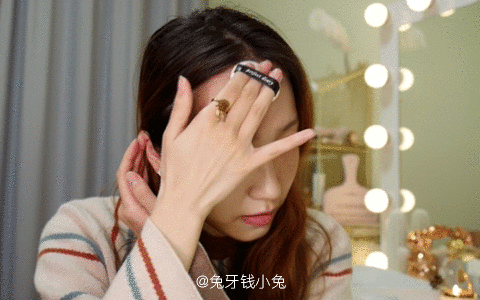 氣墊bb持久度差的原因 可能是你的姿勢不對 氣墊bb持久度差的原因 可能是你的姿勢不對