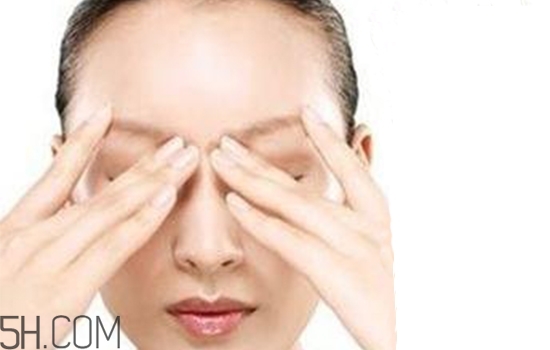 眼霜分幾種？眼霜和眼部精華一樣嗎？