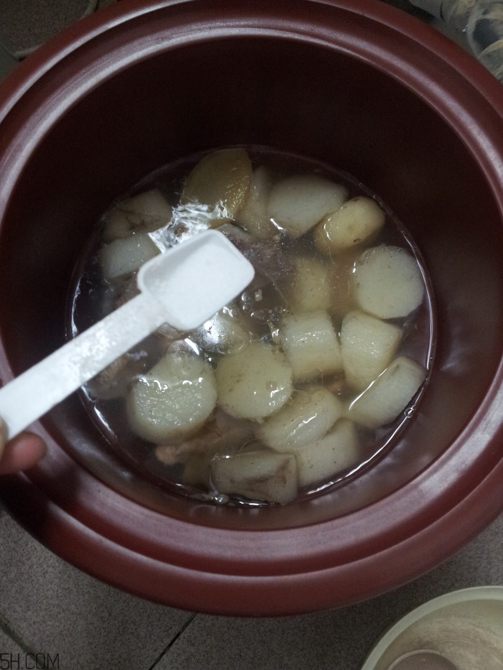 馬蹄和山藥能一起煲湯嗎？山藥和馬蹄能一起吃嗎？