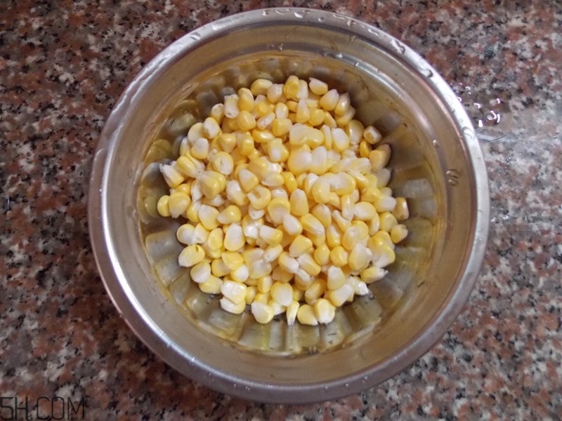 紅豆薏米能和玉米一起煮嗎？紅豆薏米加玉米有什么好處？