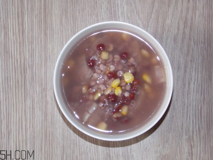 紅豆薏米能和玉米一起煮嗎？紅豆薏米加玉米有什么好處？