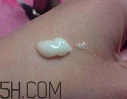 京城之霜大紅瓶使用心得 京城之霜大紅瓶產(chǎn)品評測 京城之霜大紅瓶使用心得 京城之霜大紅瓶產(chǎn)品評測