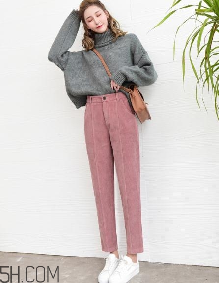 粉色褲子配什么上衣？將時尚與溫暖兼具的搭配