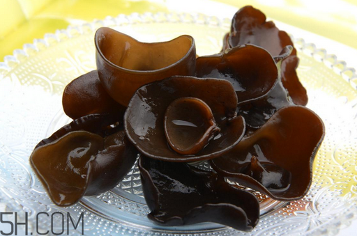 木耳泡了兩天還能吃嗎？木耳泡多了怎么保存？