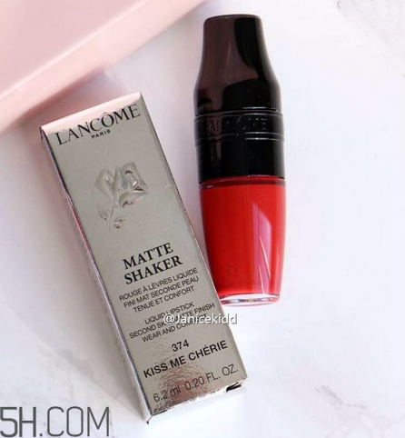 蘭蔻搖搖樂啞光唇釉186是什么顏色？蘭蔻氣墊光霧唇露試色