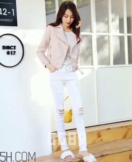 粉色皮衣怎么搭配好看？甜美機(jī)車(chē)少女風(fēng)