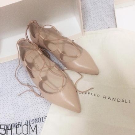 loeffler randall鞋子偏小嗎？高跟鞋選對尺碼很重要