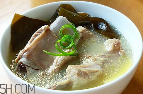 海帶湯為什么有粘液 海帶中特殊的成分所致 海帶湯為什么有粘液 海帶中特殊的成分所致