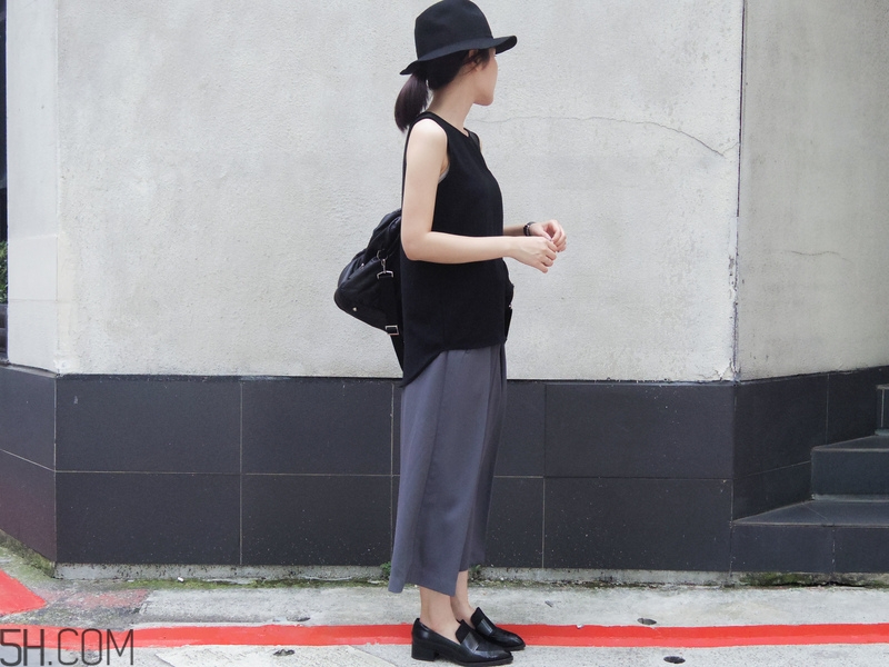 寬褲子怎么搭配 寬褲的9種時(shí)髦穿搭 寬褲子怎么搭配 寬褲的9種時(shí)髦穿搭