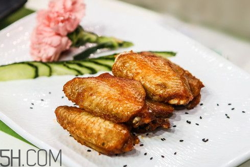 炸雞翅要腌制多久 教你幾招入味技巧 炸雞翅要腌制多久 教你幾招入味技巧