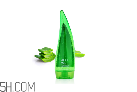 蘆薈膠怎么用不堵塞毛孔？蘆薈膠敷著過夜的注意事項