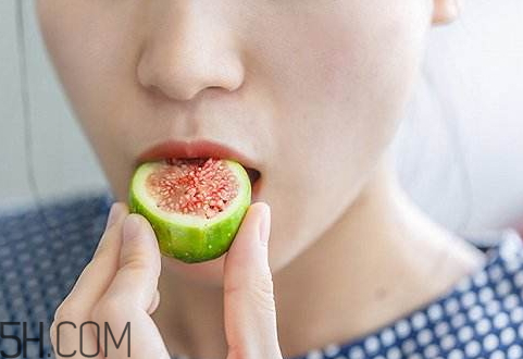 無(wú)花果發(fā)黑可以吃嗎 變質(zhì)的無(wú)花果不要食用 無(wú)花果發(fā)黑可以吃嗎 變質(zhì)的無(wú)花果不要食用