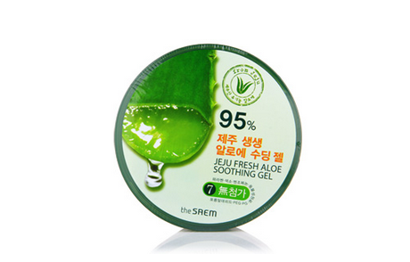 得鮮蘆薈膠含酒精嗎？蘆薈膠當(dāng)睡眠面膜的作用