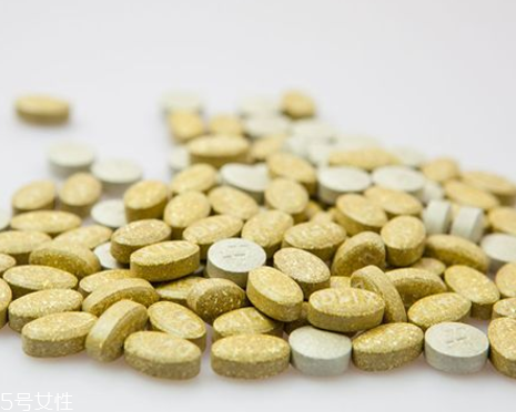 媽富隆要吃多久？短效避孕藥服用時間