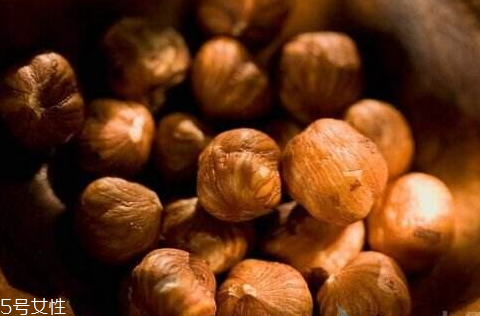 榛子有哈喇味還能吃嗎 哈喇味的堅(jiān)果拒絕食用 榛子有哈喇味還能吃嗎 哈喇味的堅(jiān)果拒絕食用