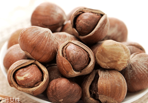 榛子可以帶上飛機(jī)嗎 這幾種堅(jiān)果類食品沒問題 榛子可以帶上飛機(jī)嗎 這幾種堅(jiān)果類食品沒問題