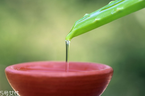 蘆薈面膜多久做一次最好？蘆薈敷臉不能過(guò)夜